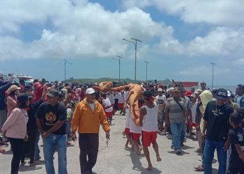 Blusukan Ke Ohoi Wer dan Hollat, MSU Disambut Ribuan Masa Di Kei Besar