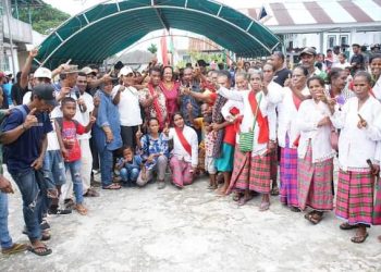 Diterima Dengan Meriah Paslon Maryadat Tiba Di Desa Haar