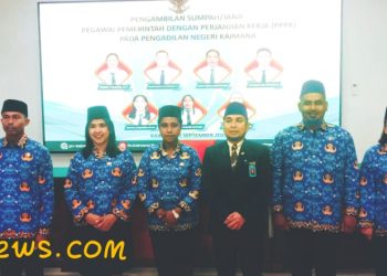 Ketua Pengadilan Negeri Kaimana Lantik 7 Pegawai PPPK