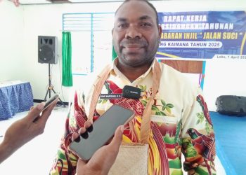 Wabup Isak Waryensi Sidak ke Kesbangpol dan Dinas Kesehatan