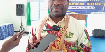 Wabup Isak Waryensi Sidak ke Kesbangpol dan Dinas Kesehatan