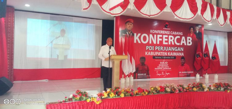 Bupati Kaimana secara resmi Buka Konfercab PDI Perjuangan Kaimana